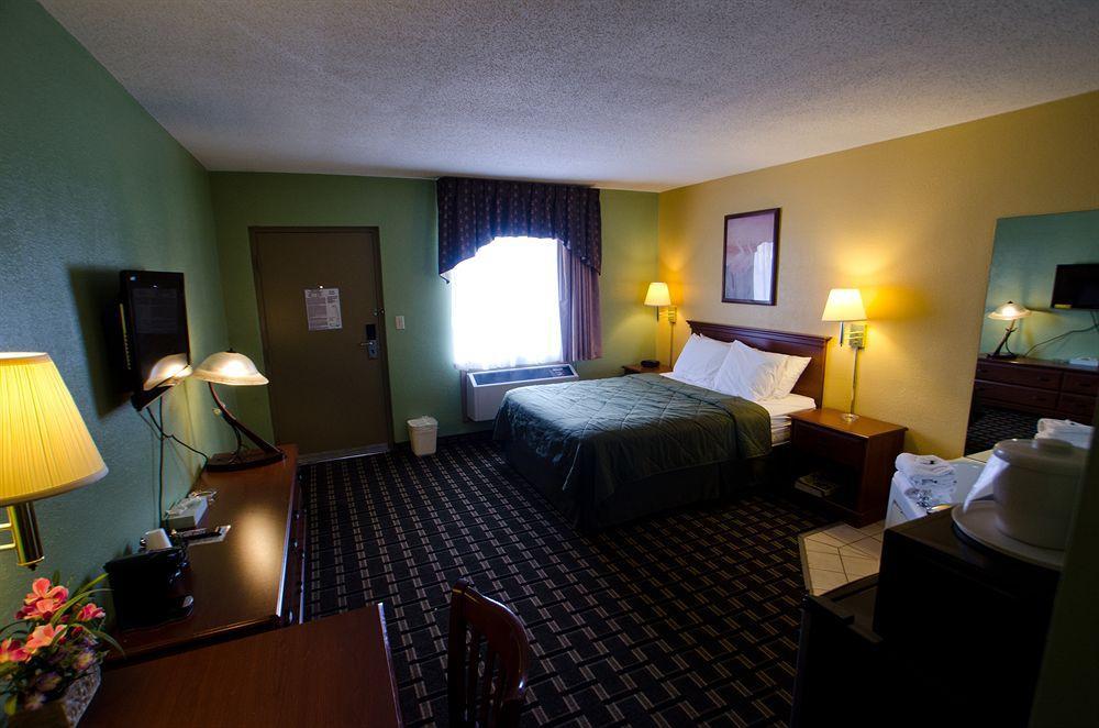 University Manor Inn Buffalo Exterior photo